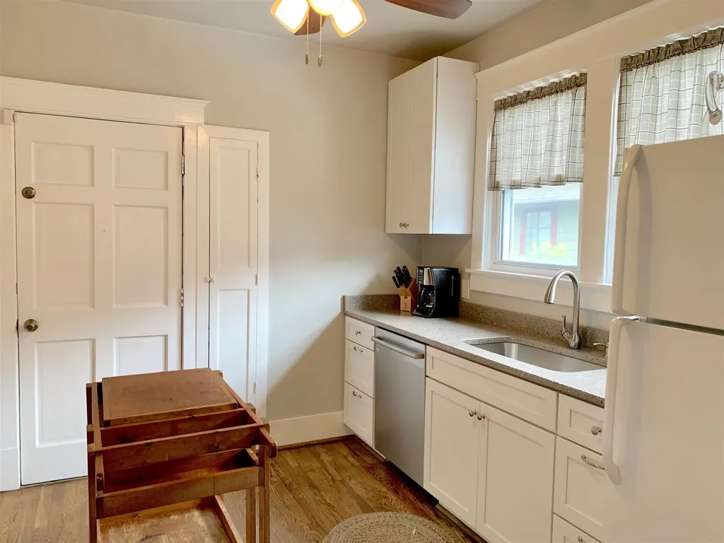 2024 10th Ave, S Nashville TN 37204