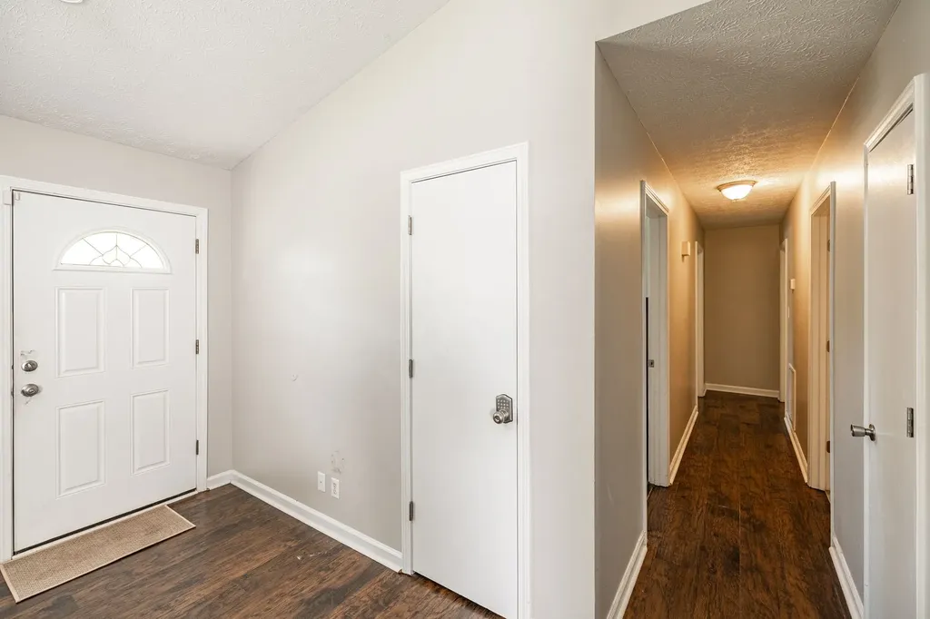 215 Al Oerter Drive Clarksville TN 37042