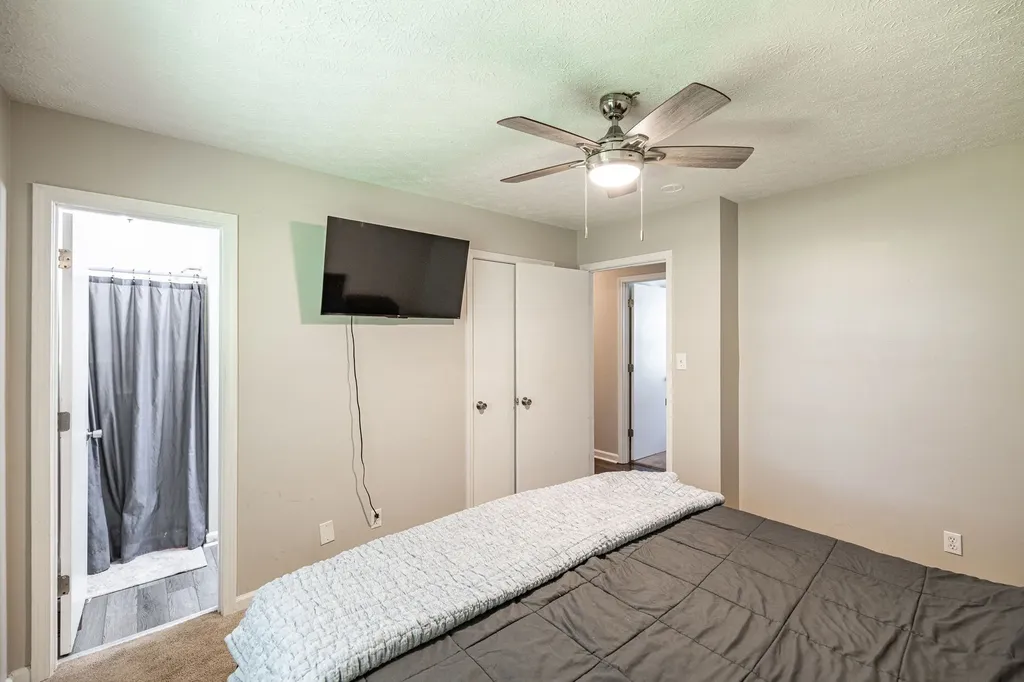 215 Al Oerter Drive Clarksville TN 37042