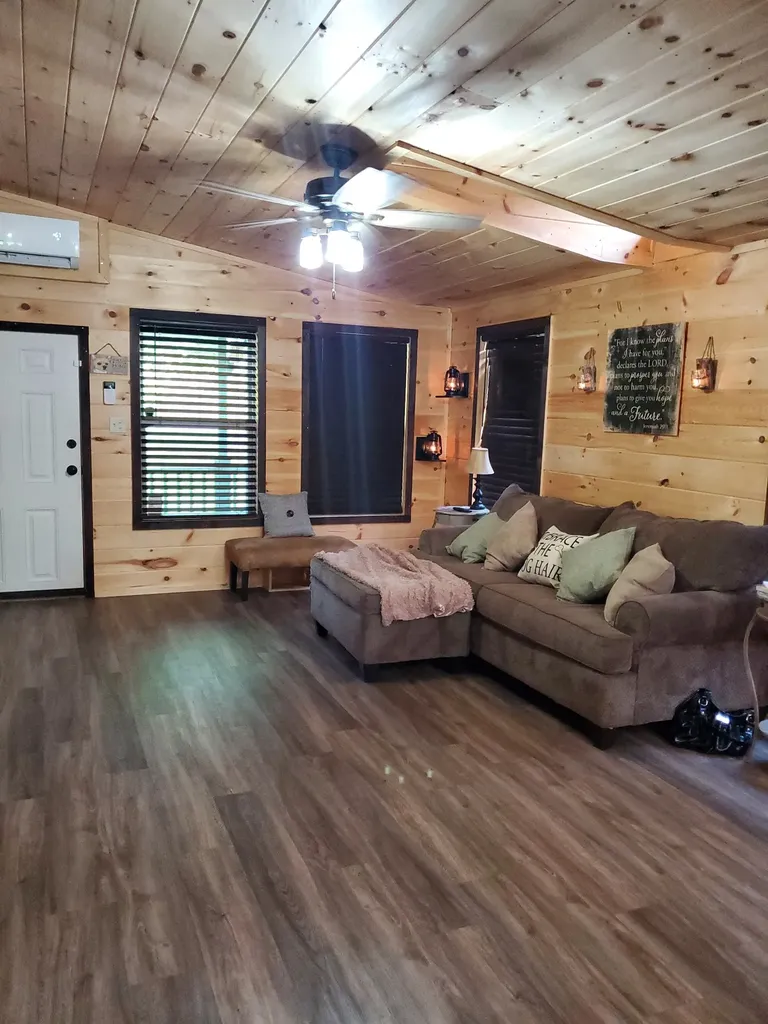 2416 Lee Drive Pleasant View TN 37146