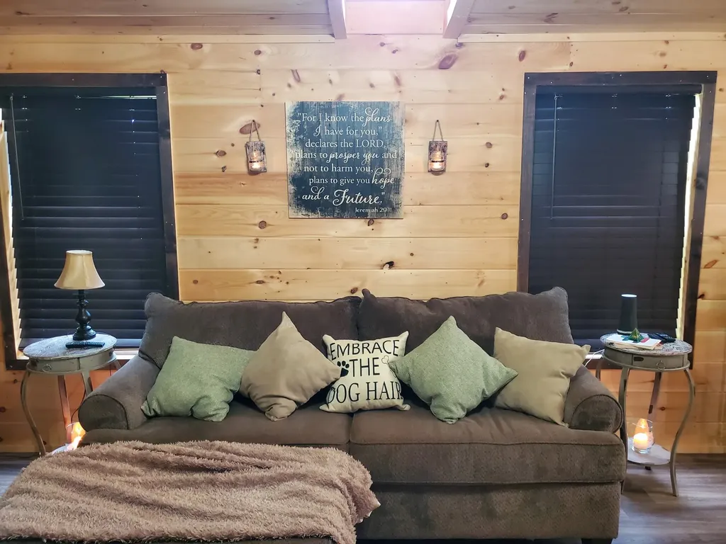 2416 Lee Drive Pleasant View TN 37146