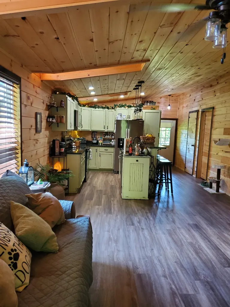 2416 Lee Drive Pleasant View TN 37146
