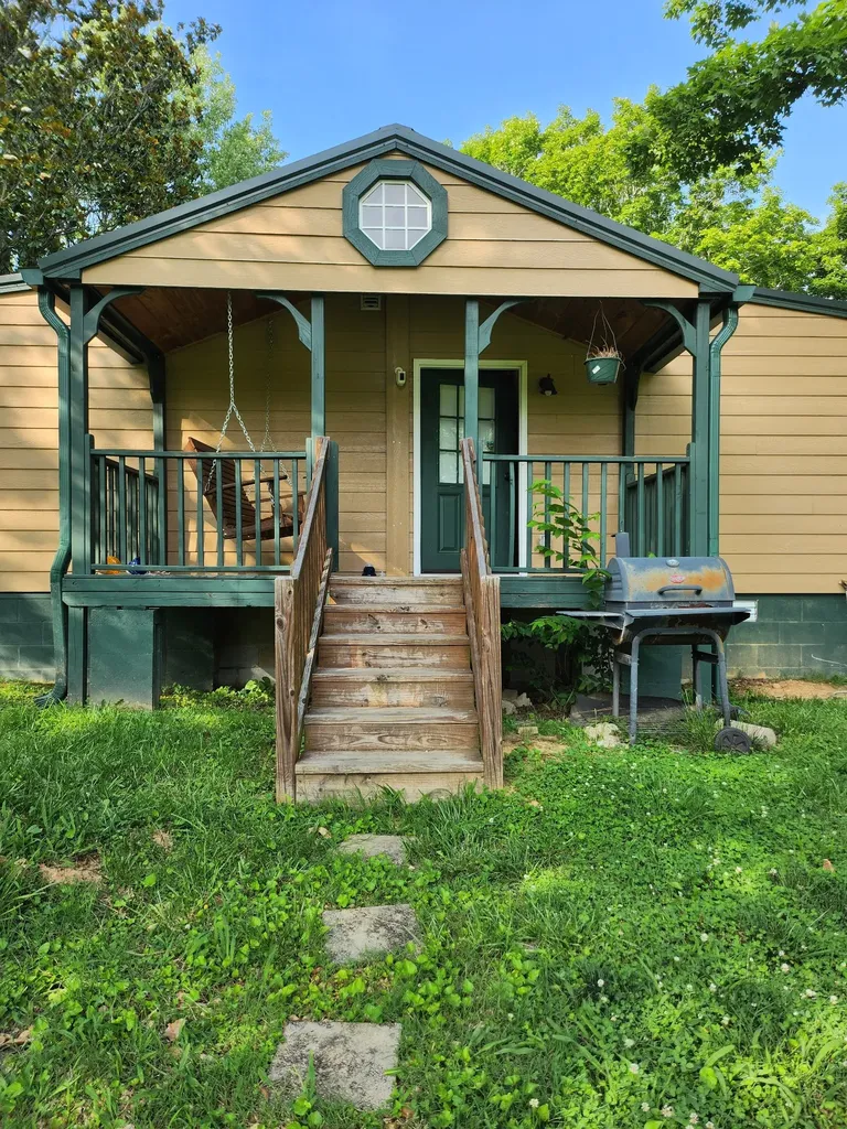 2416 Lee Drive Pleasant View TN 37146