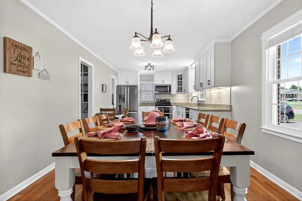 701 Cill Street Smithville TN 37166