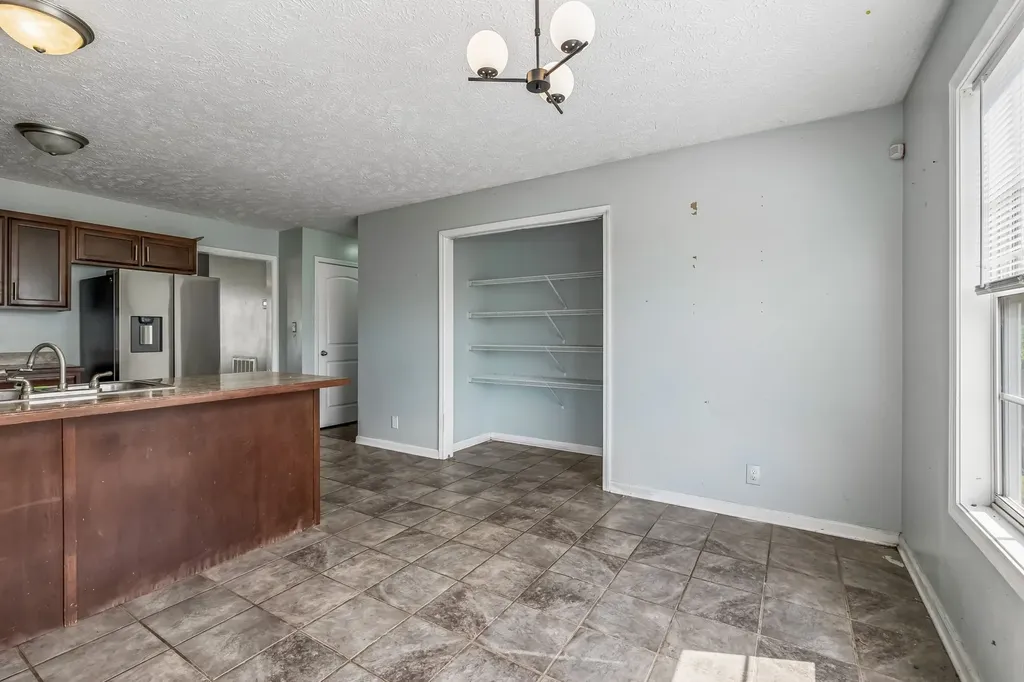 1372 Constitution Drive Clarksville TN 37042