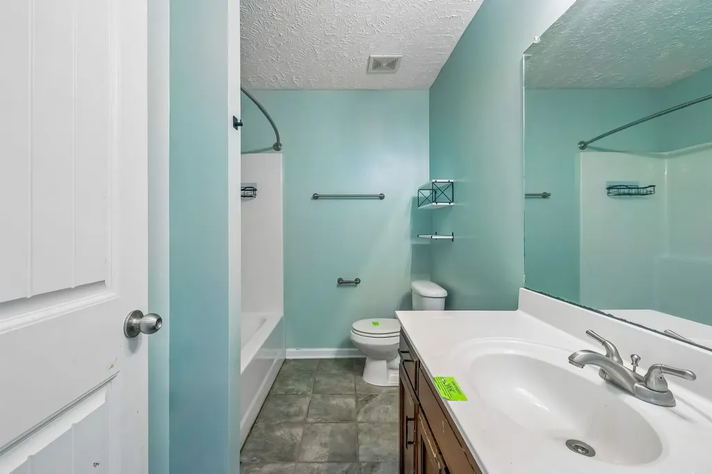 1372 Constitution Drive Clarksville TN 37042
