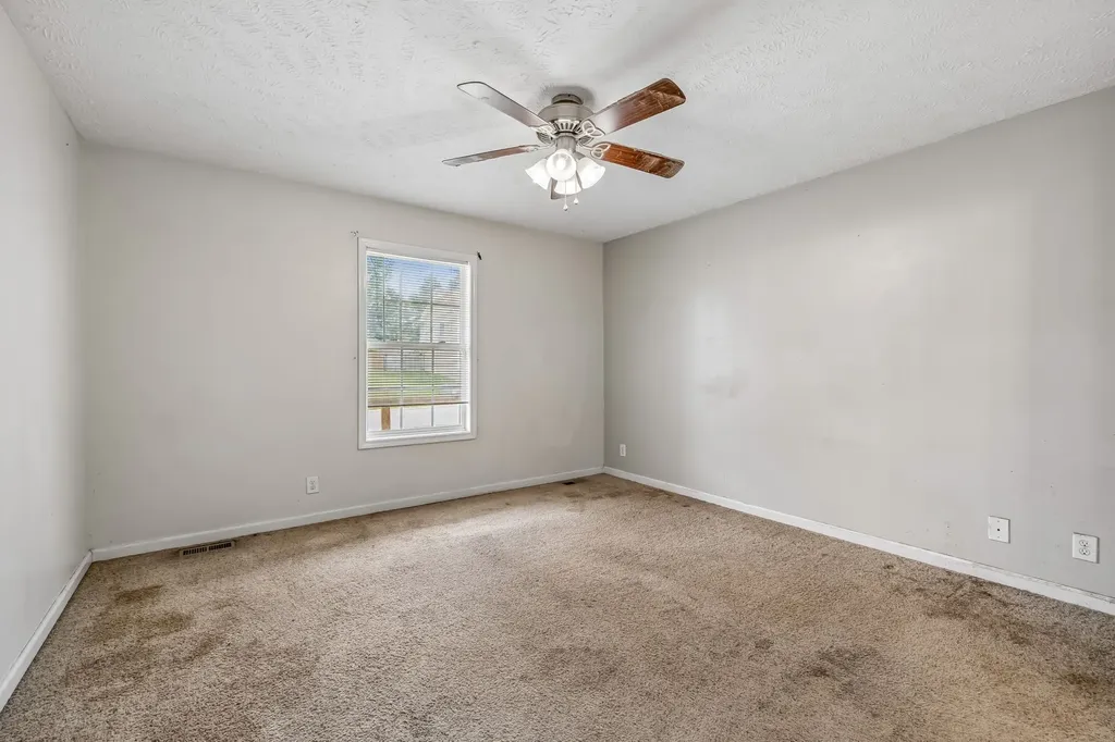 1372 Constitution Drive Clarksville TN 37042