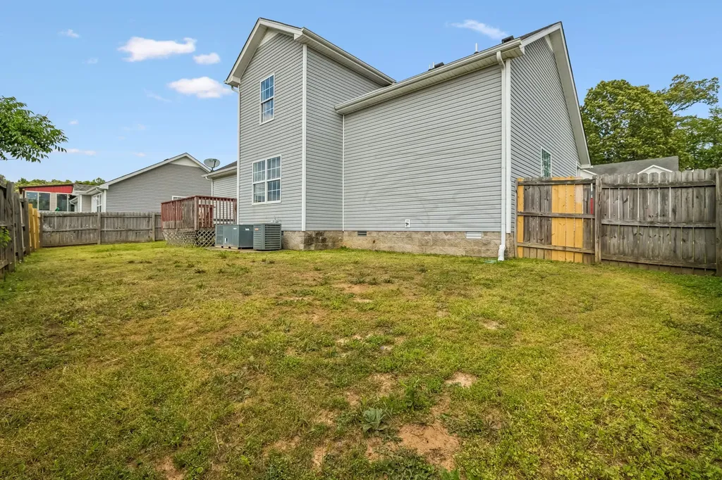 1372 Constitution Drive Clarksville TN 37042