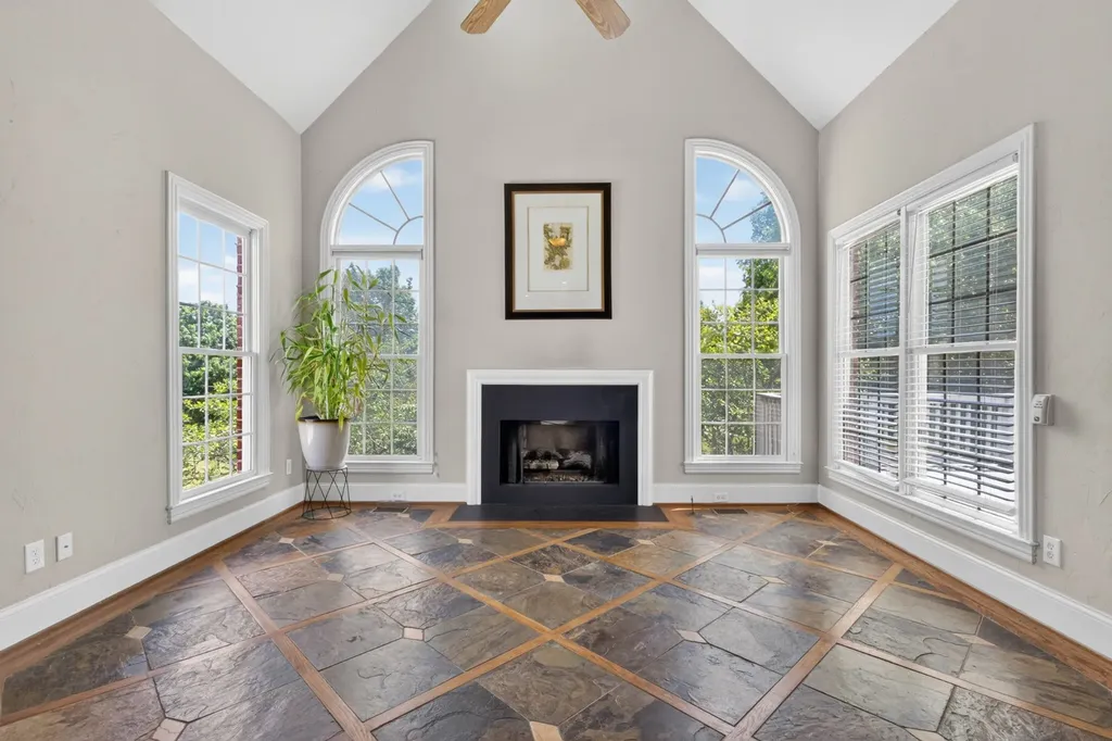 1716 Montclair Boulevard Brentwood TN 37027