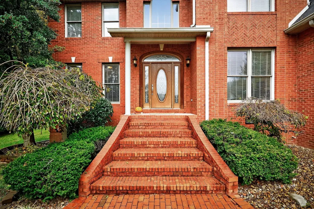 1434 N Plantation Drive Cookeville TN 38506