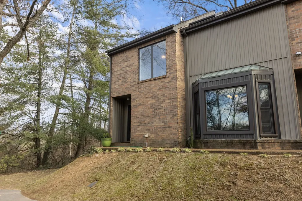 817 Battlefield Drive Nashville TN 37204