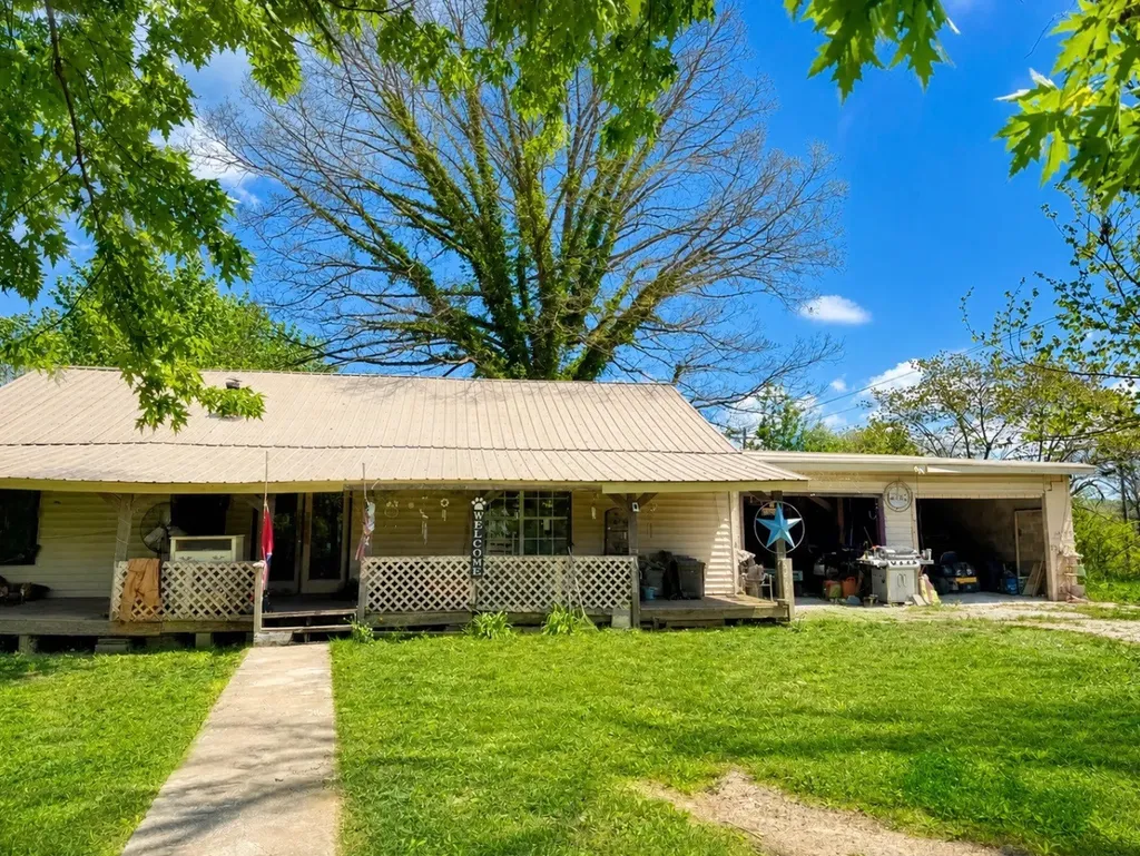 20 Morrison Road Gruetli Laager TN 37339