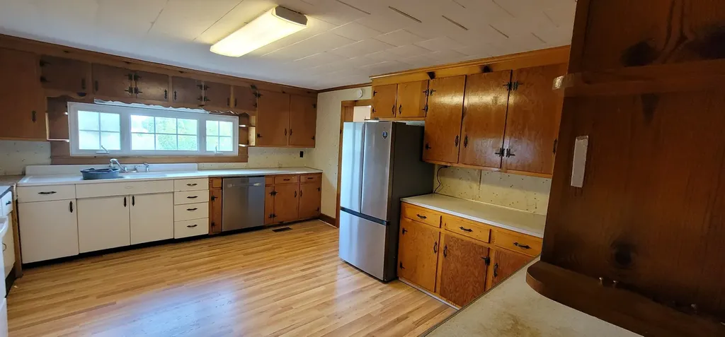 19 Turkey Scratch Road Spencer TN 38585