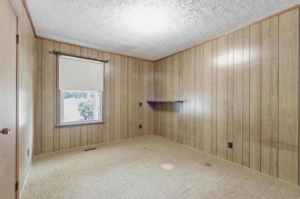 150 Mutt Road White Bluff TN 37187