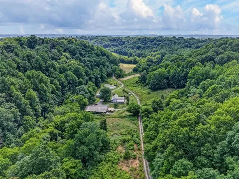 143 Buford Hughey Road Dellrose TN 38453