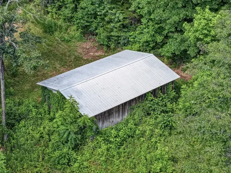 143 Buford Hughey Road Dellrose TN 38453