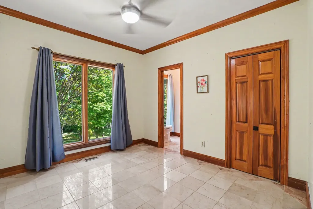 320 Shutes Cove Old Hickory TN 37138