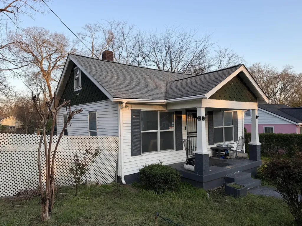 1738 24th Ave, N Nashville TN 37208