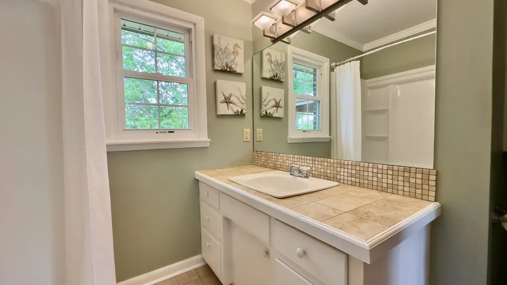 805 Fairlane Circle Smithville TN 37166