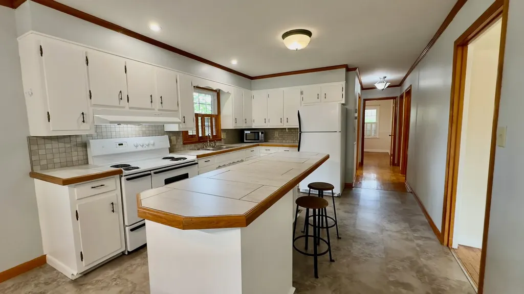 805 Fairlane Circle Smithville TN 37166