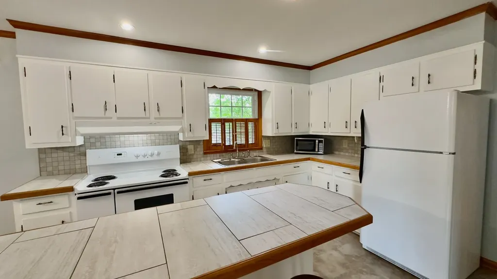 805 Fairlane Circle Smithville TN 37166