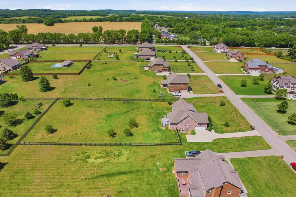 4016 Pleasant Gate Lane Columbia TN 38401
