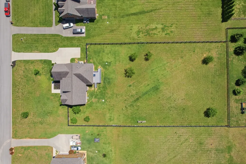 4016 Pleasant Gate Lane Columbia TN 38401