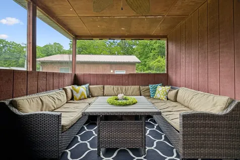 115 1st Street Monteagle TN 37356