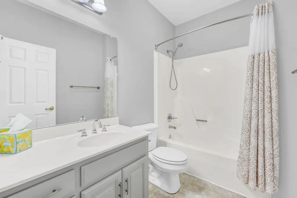 445 Country Club Court Clarksville TN 37043