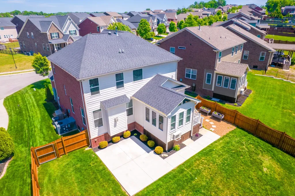 5022 Winslow Drive Mount Juliet TN 37122