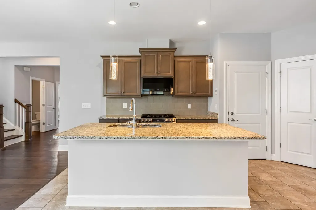 5022 Winslow Drive Mount Juliet TN 37122