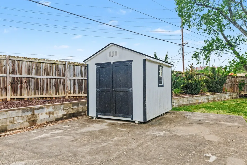 3703 Burrus Street Nashville TN 37216