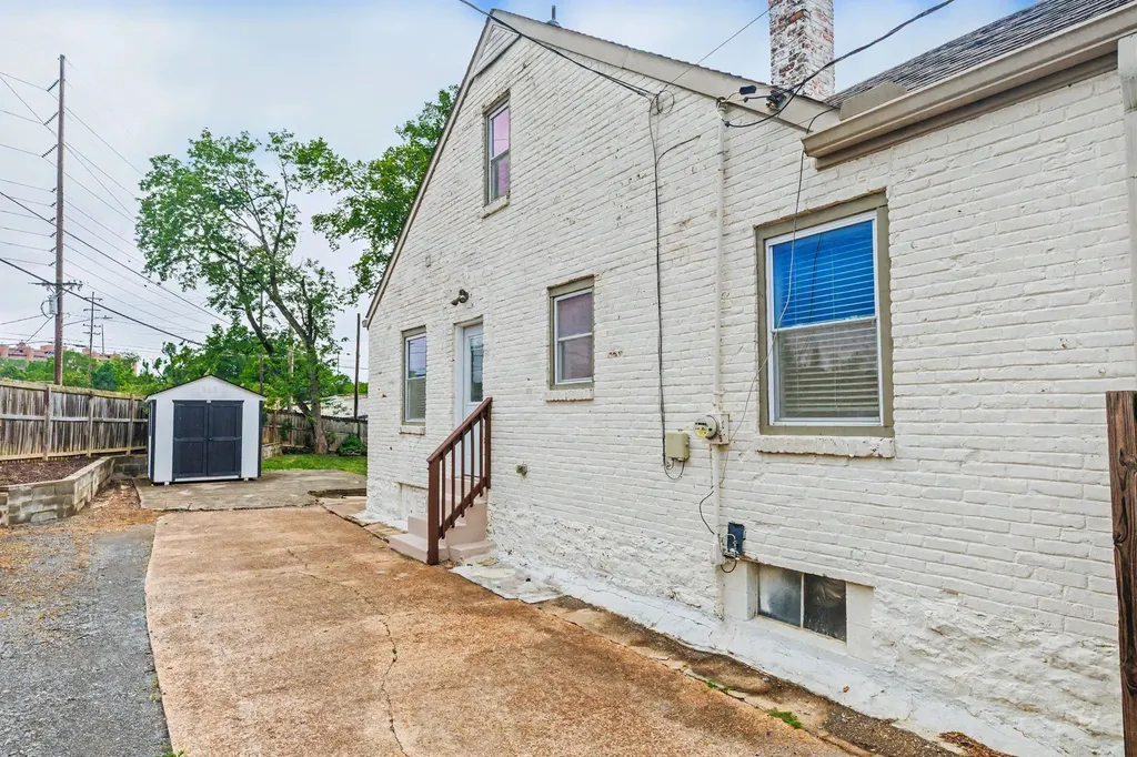3703 Burrus Street Nashville TN 37216