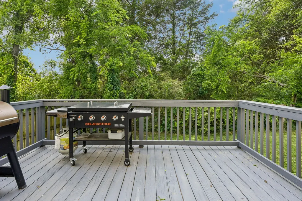 2491 Oak Hill Drive Murfreesboro TN 37130