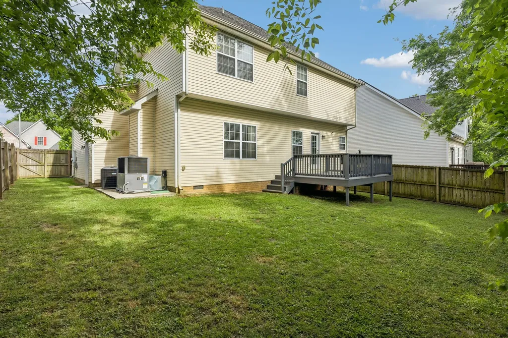 2491 Oak Hill Drive Murfreesboro TN 37130