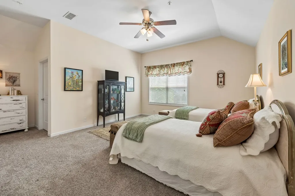 2143 Herring Crossing Murfreesboro TN 37130