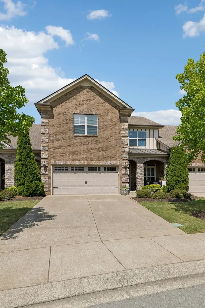 2143 Herring Crossing Murfreesboro TN 37130