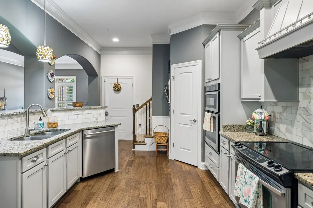 2143 Herring Crossing Murfreesboro TN 37130
