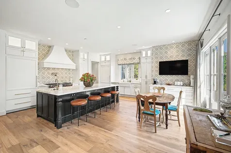 2037 Fransworth Drive Nashville TN 37205