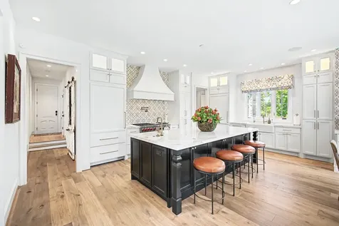 2037 Fransworth Drive Nashville TN 37205