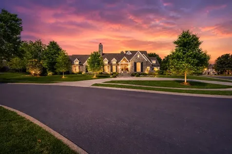 2037 Fransworth Drive Nashville TN 37205
