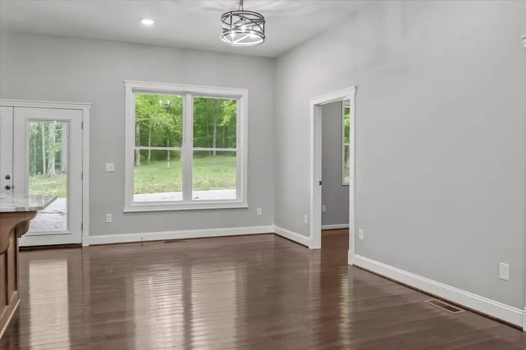 6130 Clydeton Road Waverly TN 37185