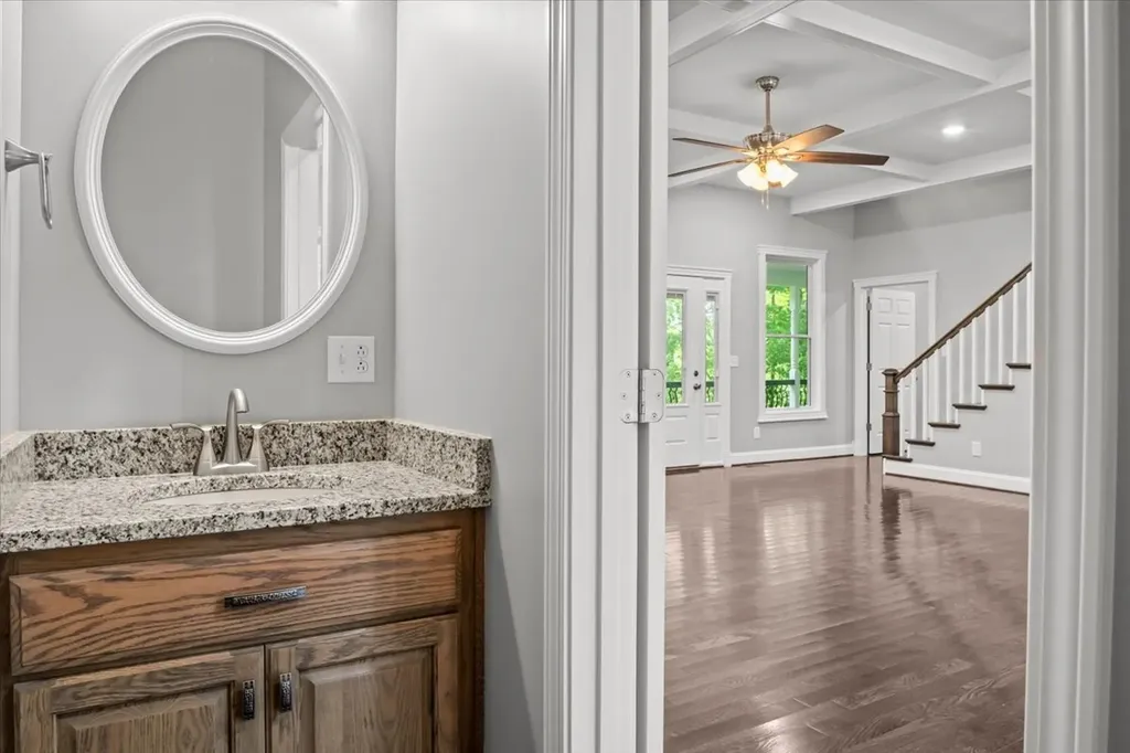 6130 Clydeton Road Waverly TN 37185