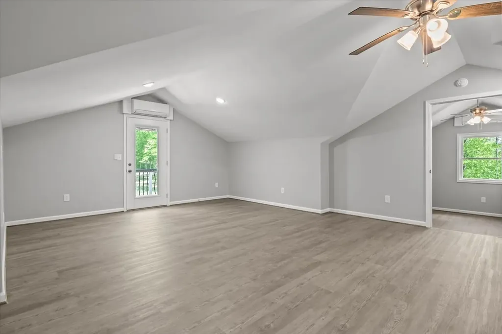 6130 Clydeton Road Waverly TN 37185