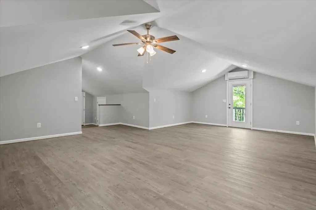 6130 Clydeton Road Waverly TN 37185