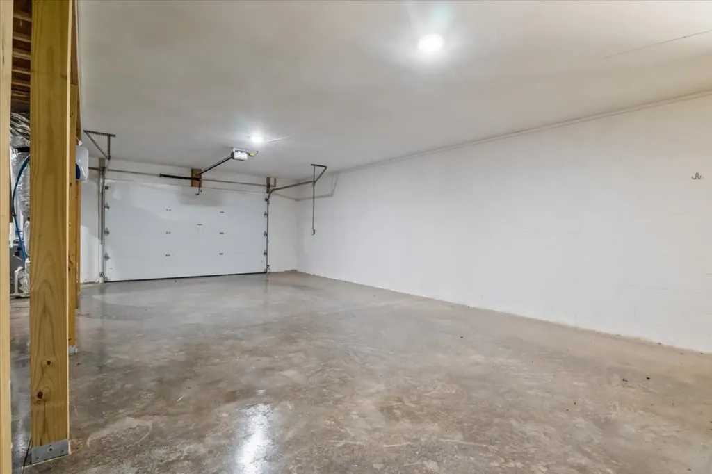 6130 Clydeton Road Waverly TN 37185