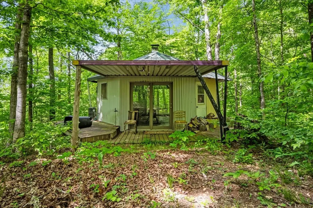 6130 Clydeton Road Waverly TN 37185