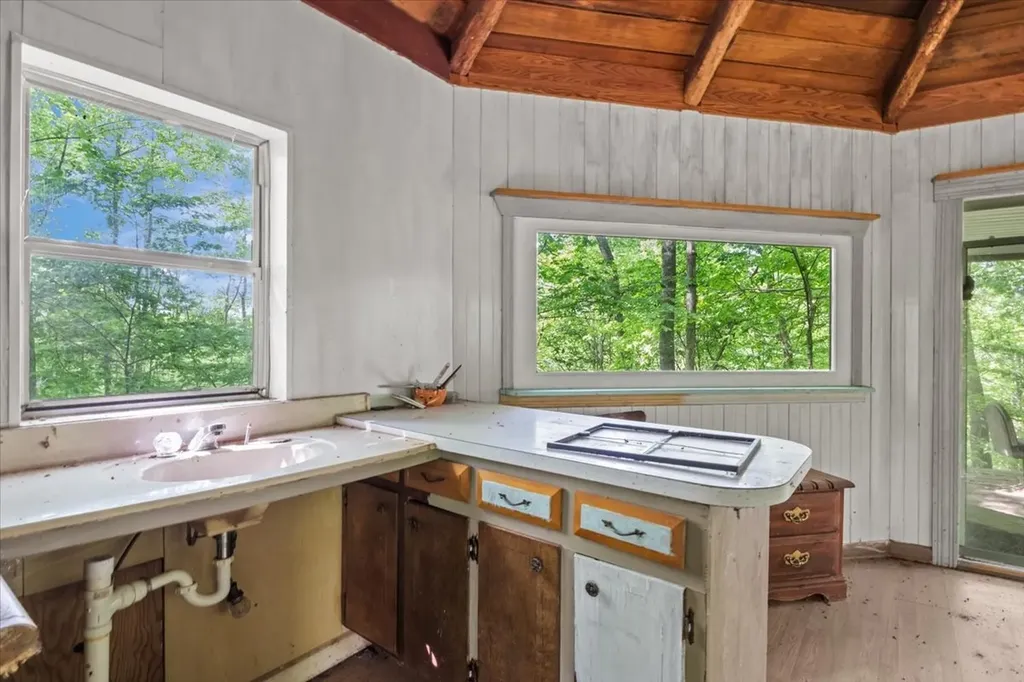 6130 Clydeton Road Waverly TN 37185