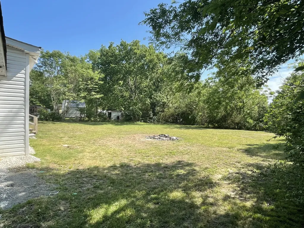 556 Victor Avenue Lebanon TN 37087