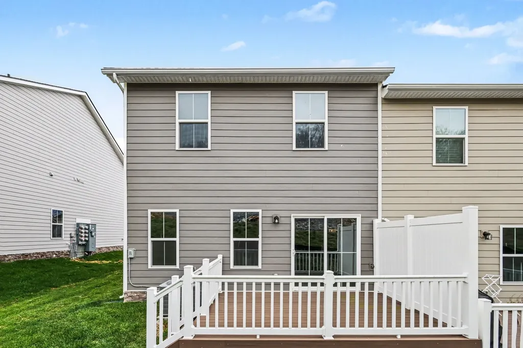 1049 Mountain View Drive Thompsons Station TN 37179